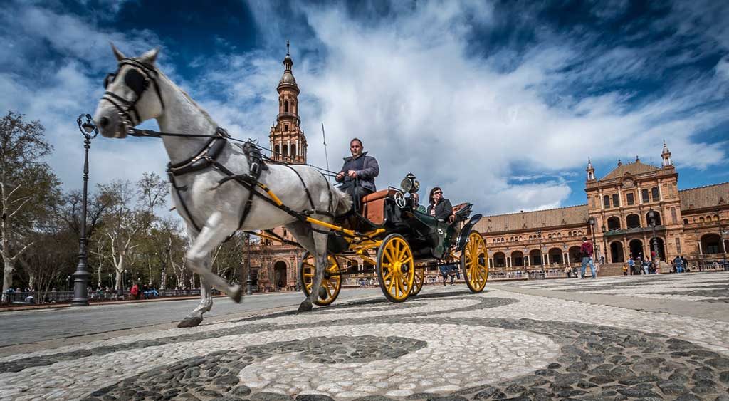 sevilla-horse-spain-tourism-1024x563 6 incríveis pontos turísticos da Espanha